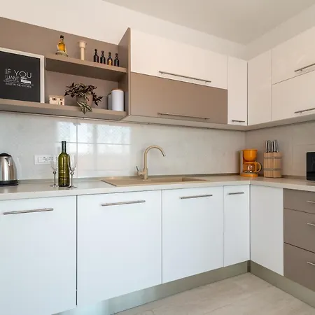 Apartment Apartman Lotos