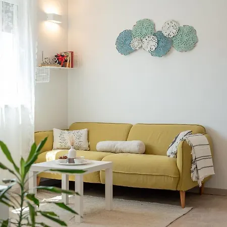 Apartman Lotos Apartment Trogir
