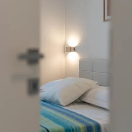 Apartment Apartman Lotos